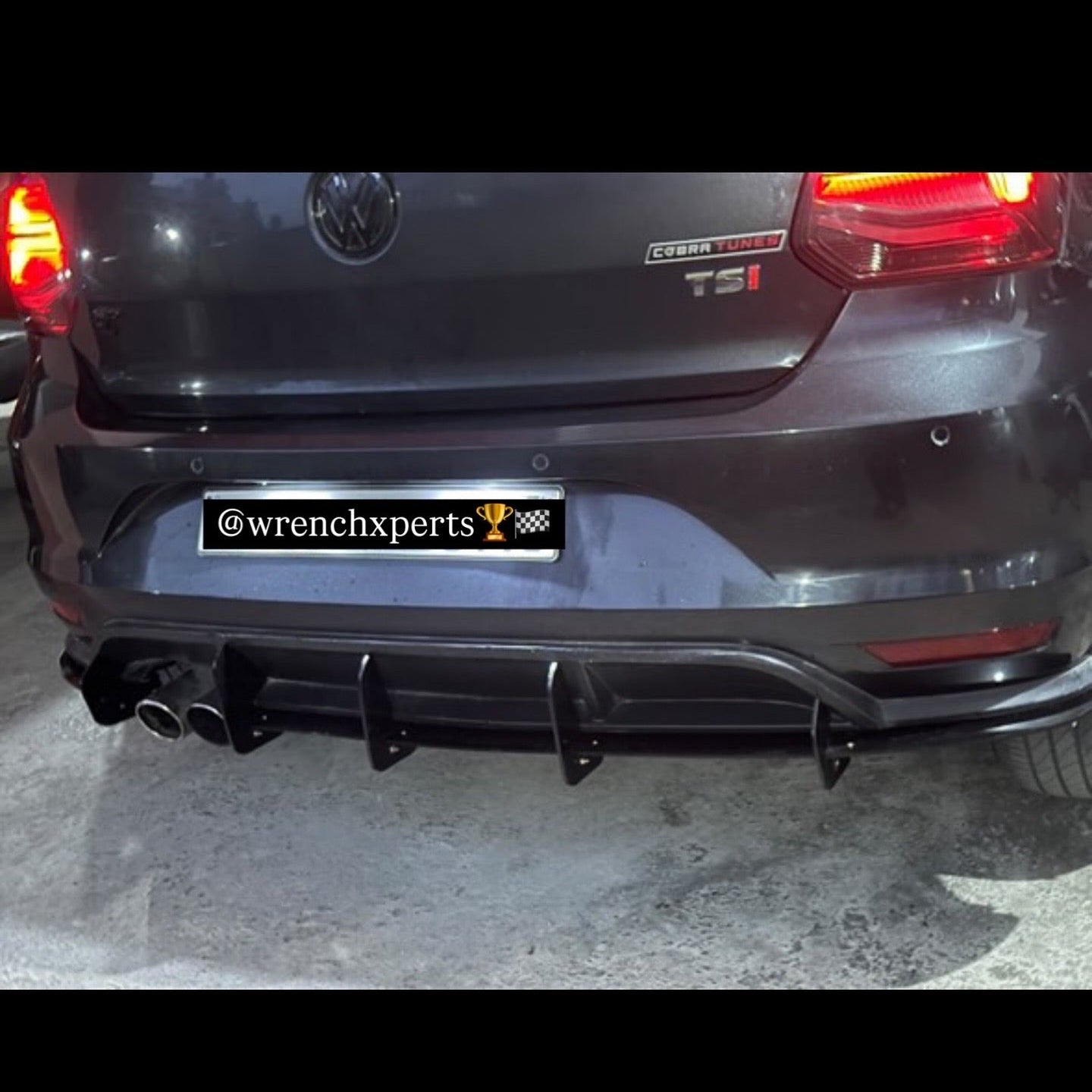 VW Polo 5 Fin Diffuser | Gloss Black