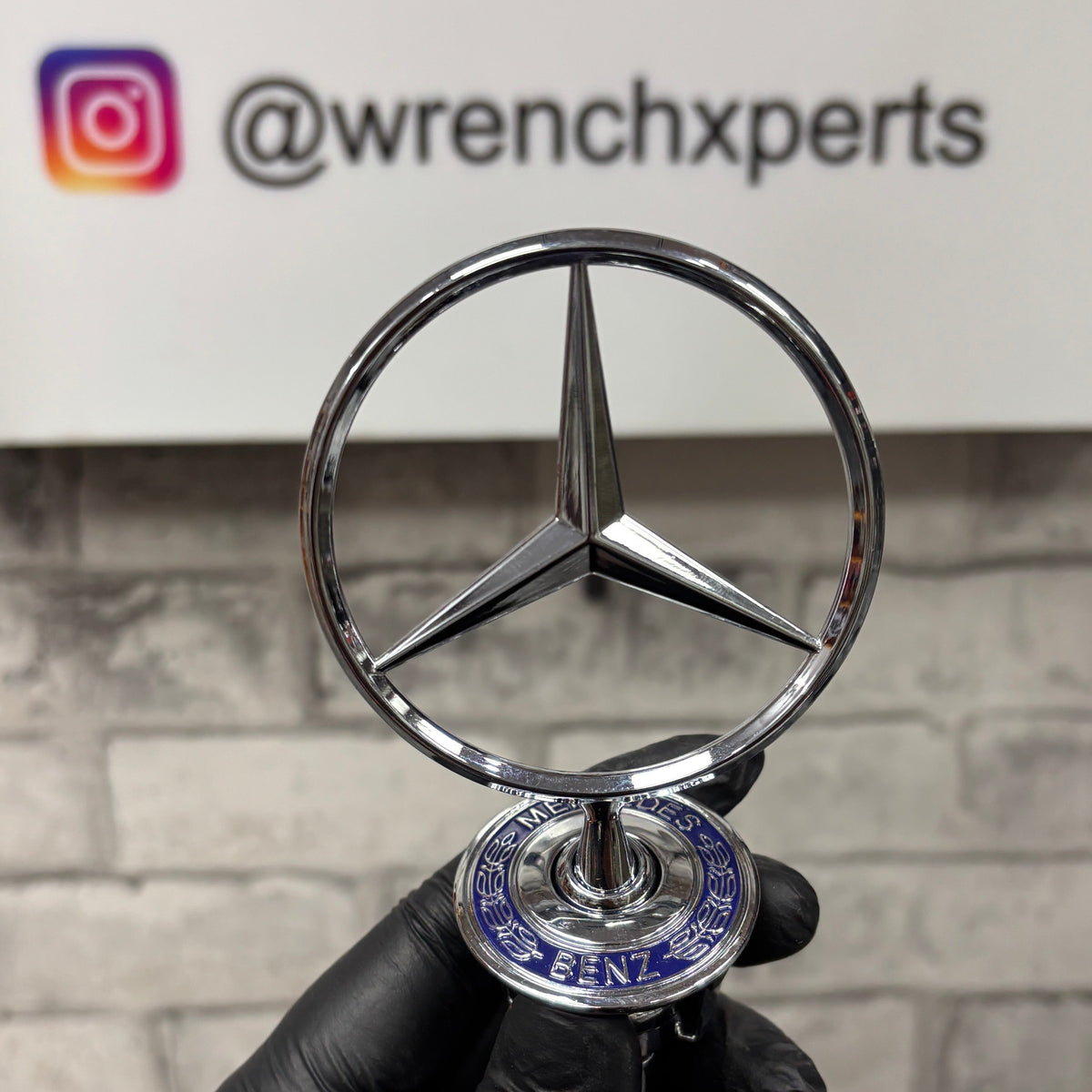 Mercedes-Benz Front Bonnet Standing Logo | Premium Finish Color: silver  silver  Gold