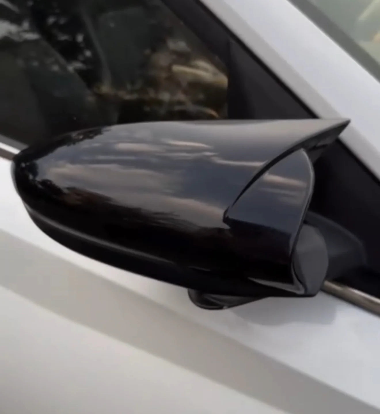 HYUNDAI I20 2020-2025 BATMAN STYLE MIRROR COVERS