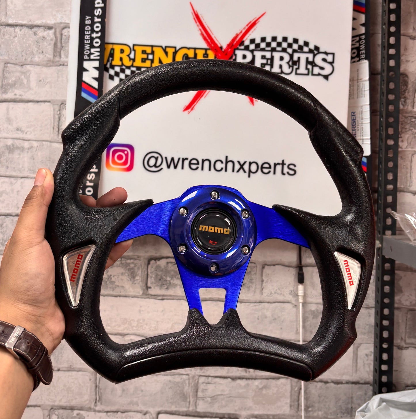 MOMO Steering Wheel 12-Inch | Sporty Design With Hub