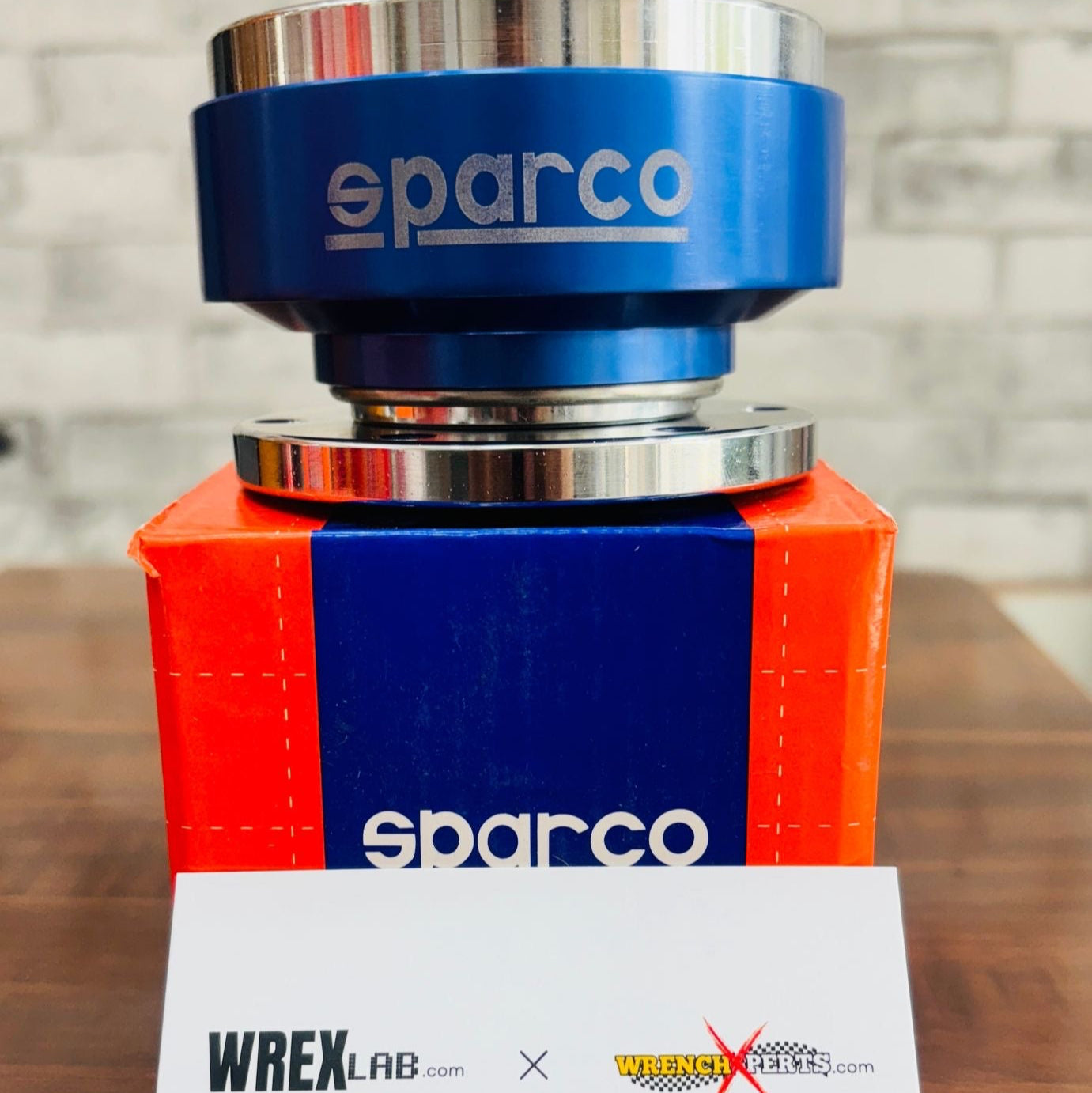 SPARCO Universal Quick Release Hub