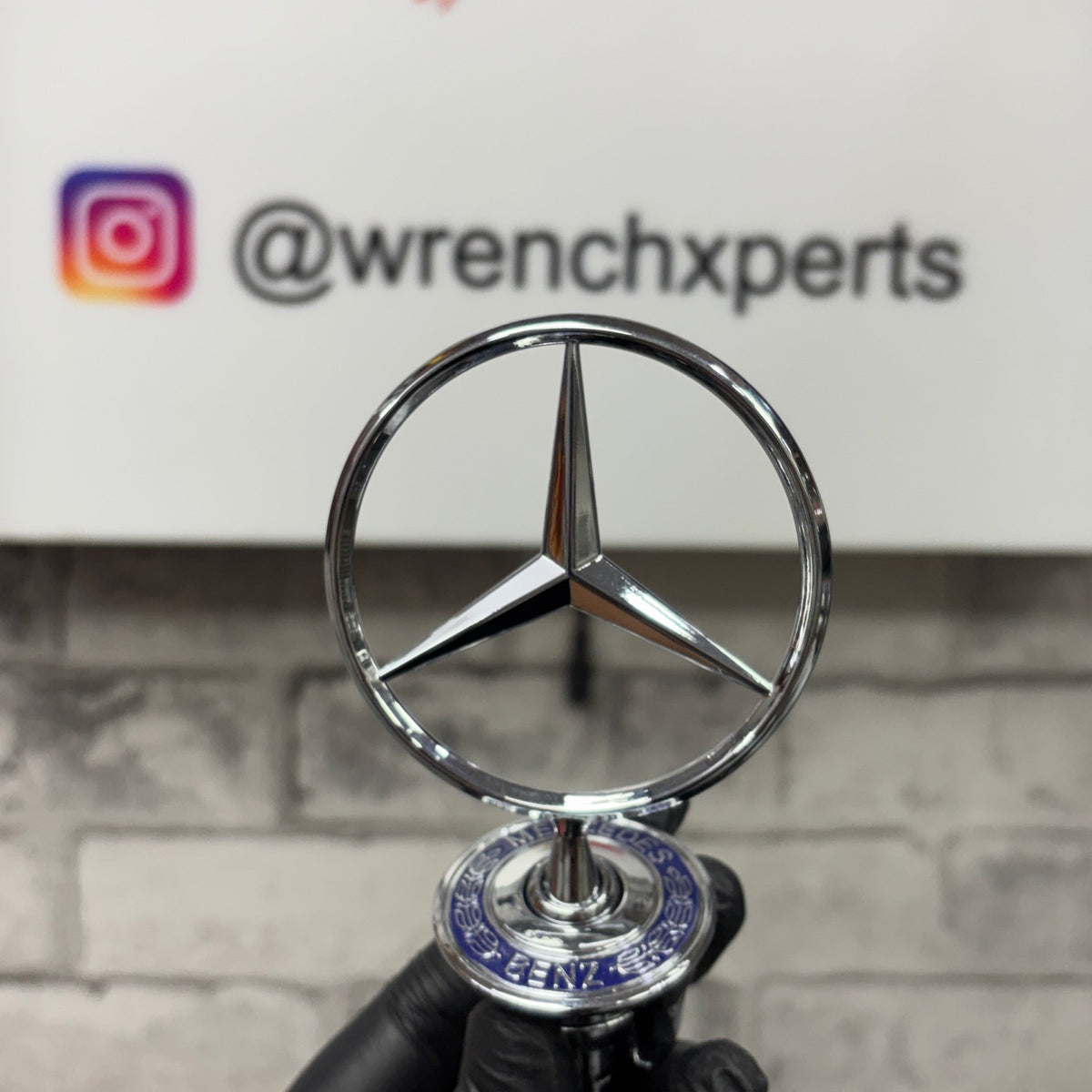 Mercedes-Benz Front Bonnet Standing Logo | Premium Finish Color: silver  silver  Gold