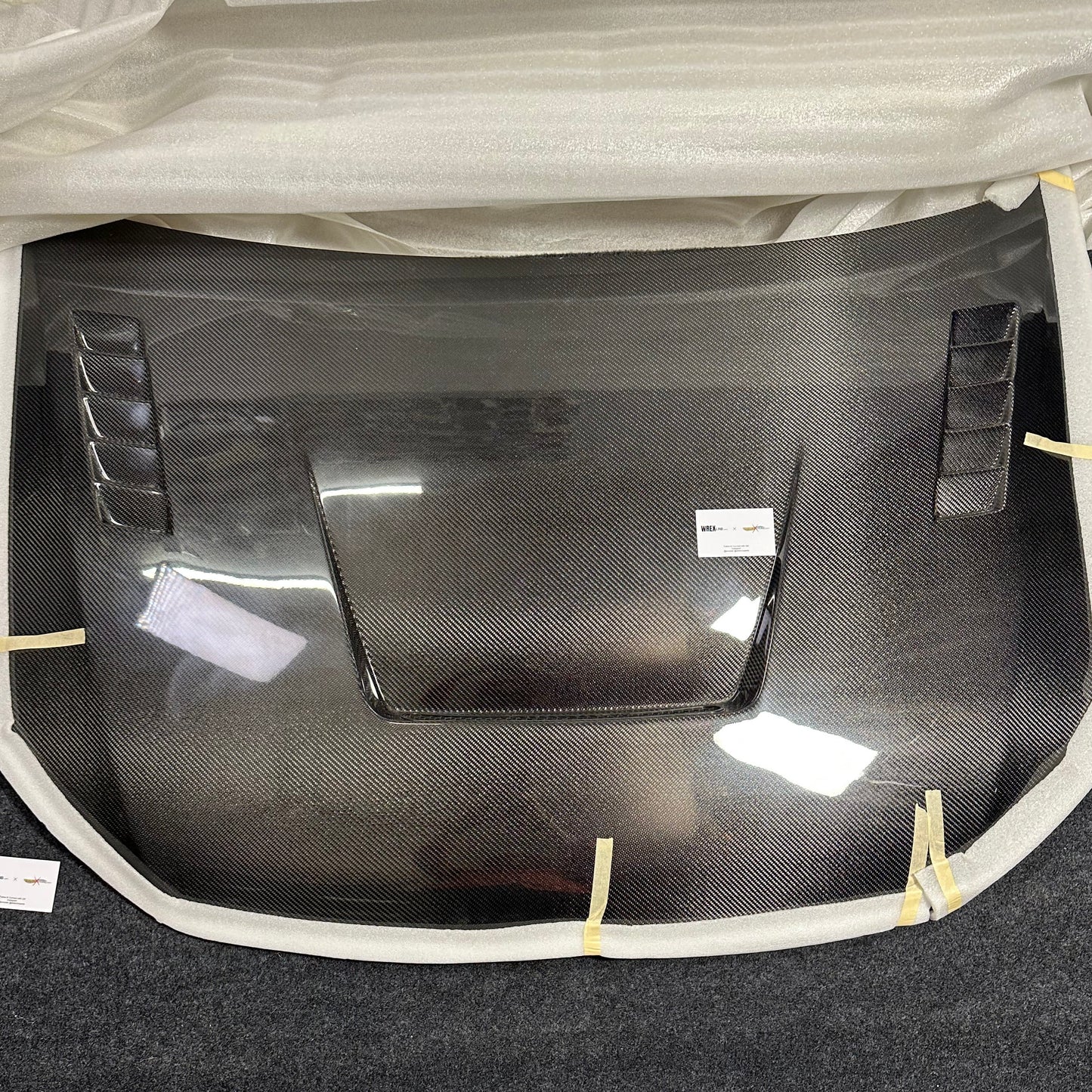 Polo Carbon Fiber Alpha Hood
