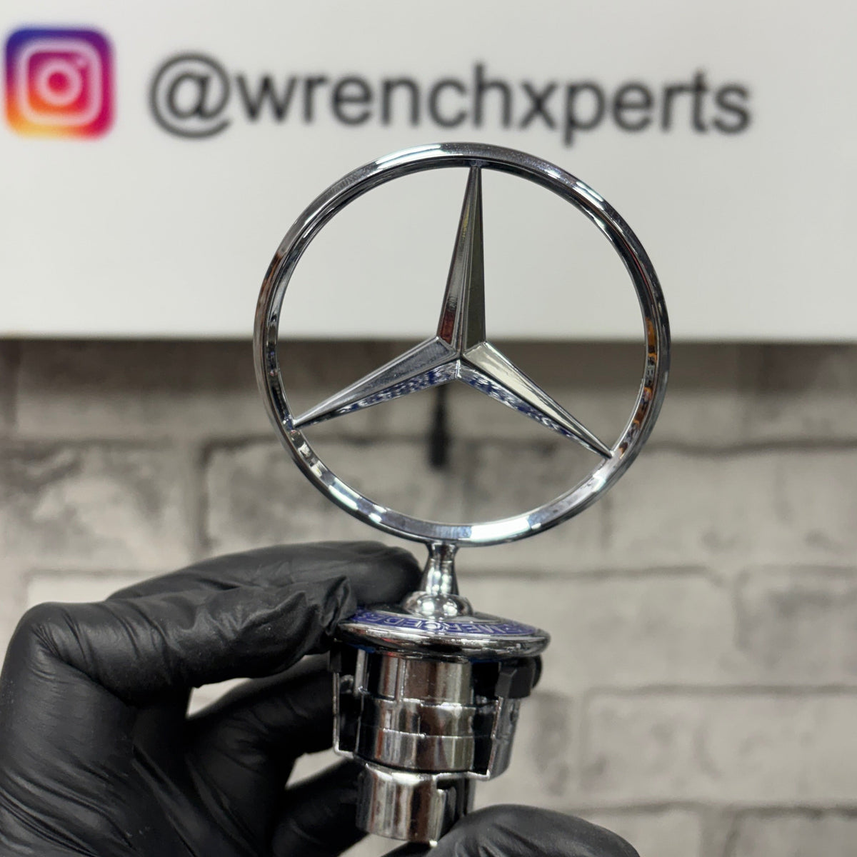 Mercedes-Benz Front Bonnet Standing Logo | Premium Finish Color: silver  silver  Gold