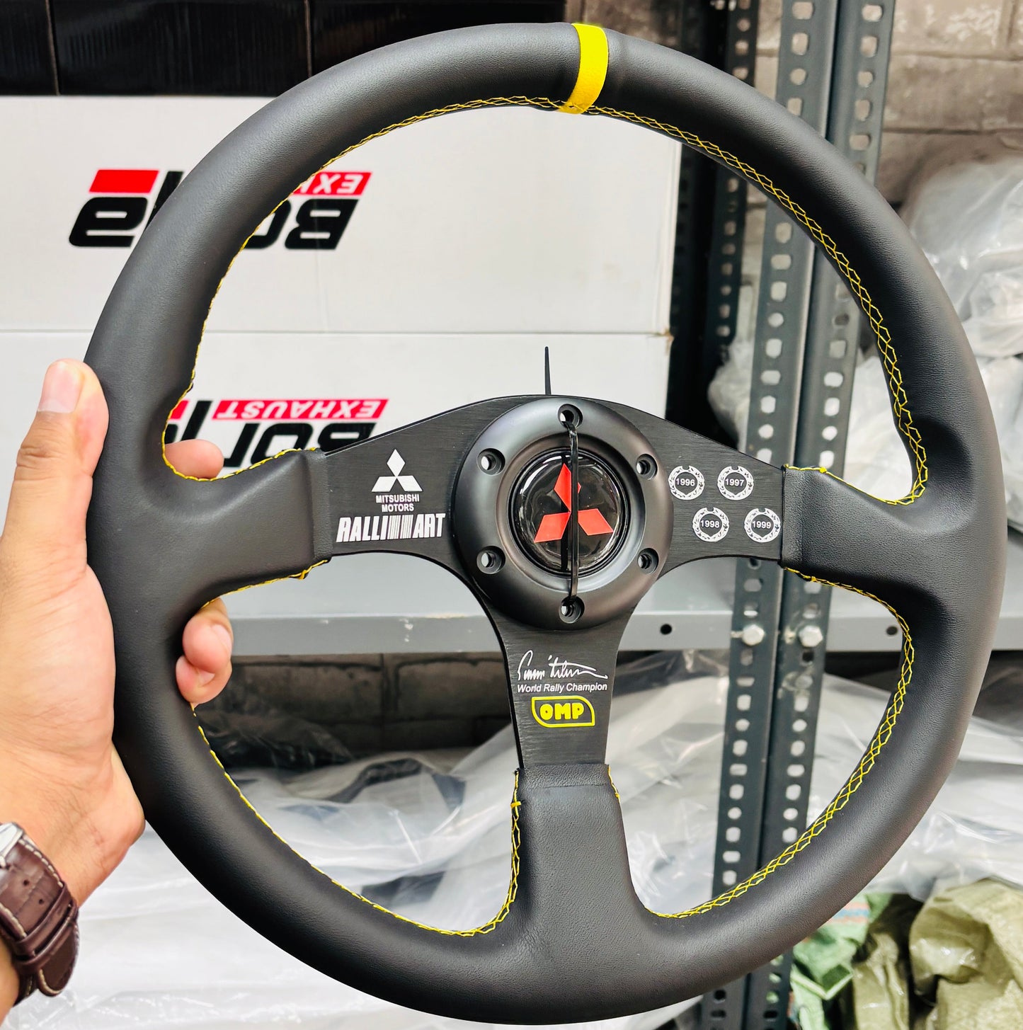 OMP Flat Racing Steering Wheel (14-Inch ) | Premium Sport & Rally Style