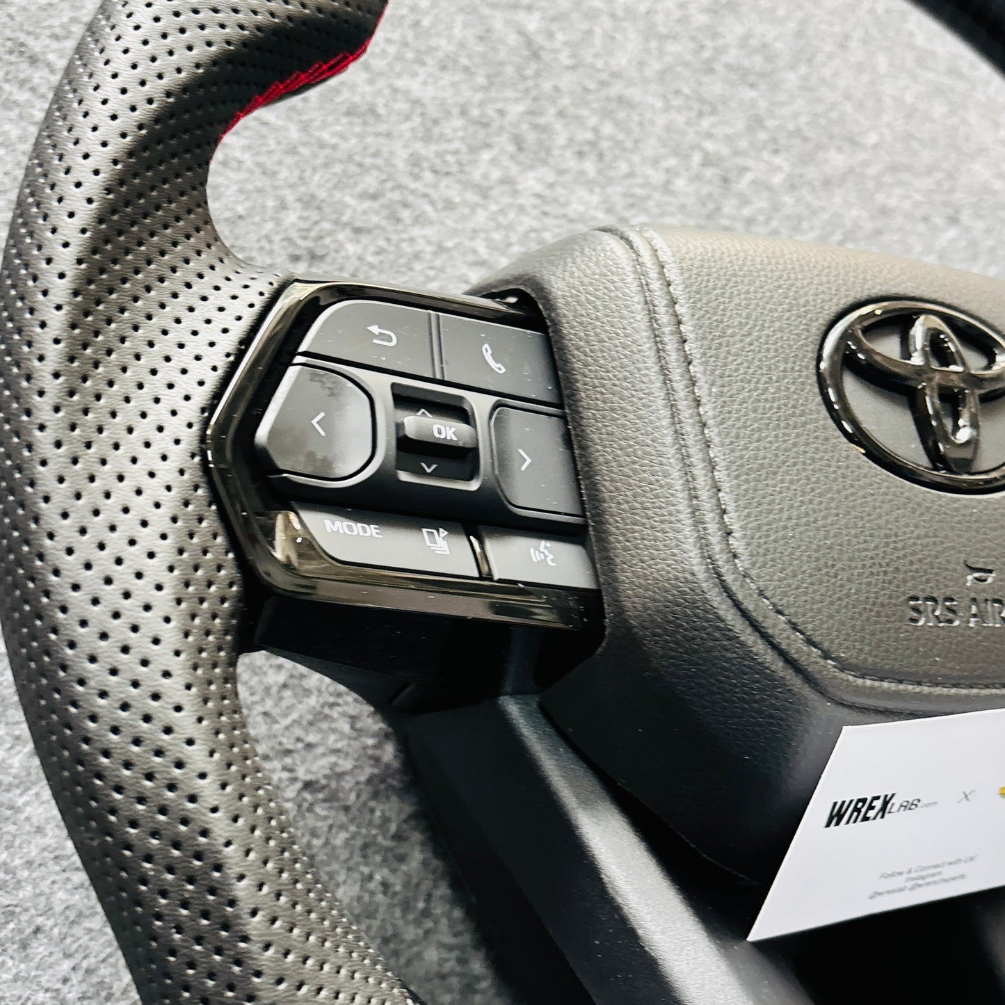 Carbon Fiber Steering Wheel for Crysta, Fortuner, Hilux, Innova Carbon | Aftermarket