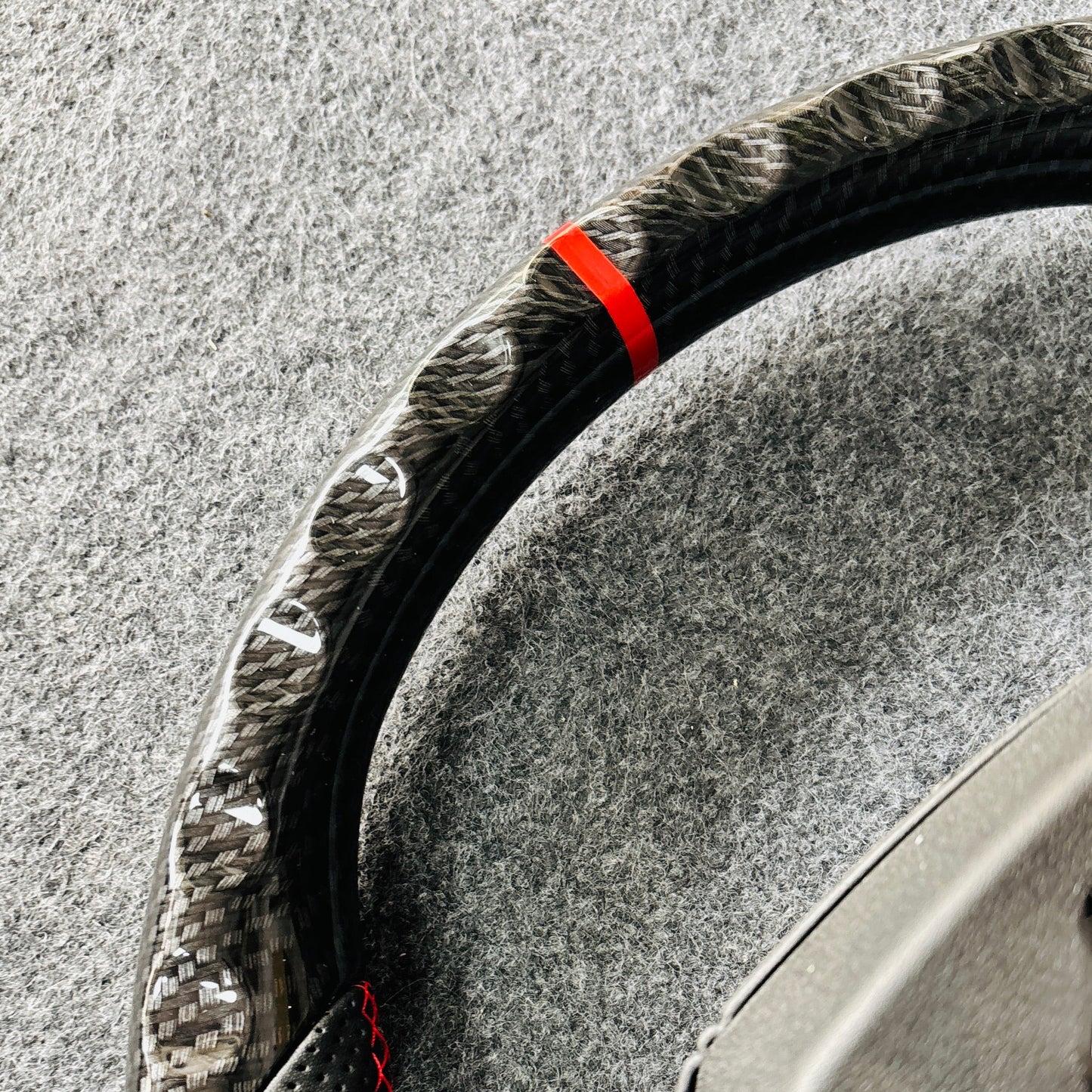 Carbon Fiber Steering Wheel for Crysta, Fortuner, Hilux, Innova Carbon | Aftermarket