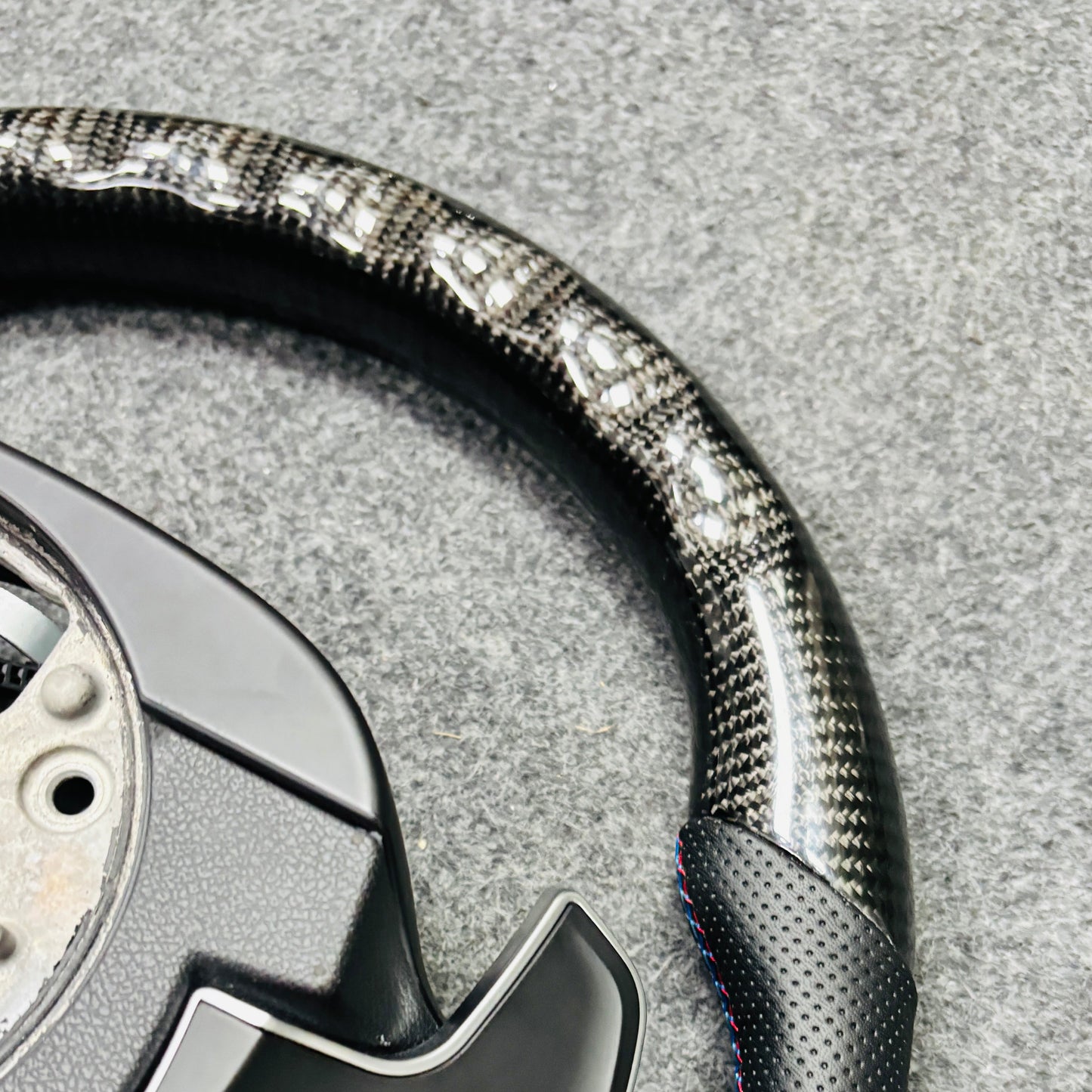 BMW G Series Carbonfiber Steering Wheel With Rev Light