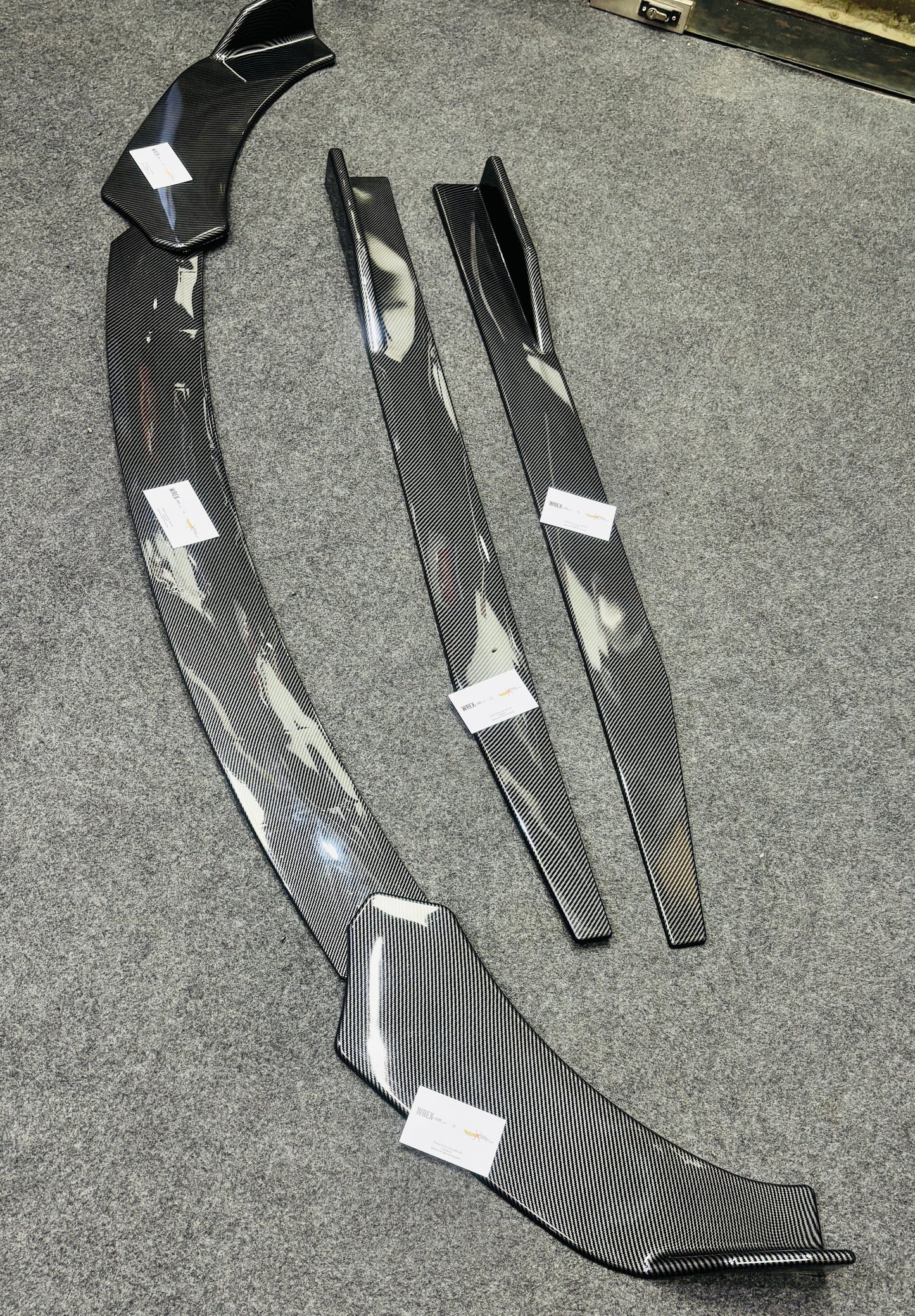 Universal 3 Pc Front Splitters | Carbonfiber | ABS