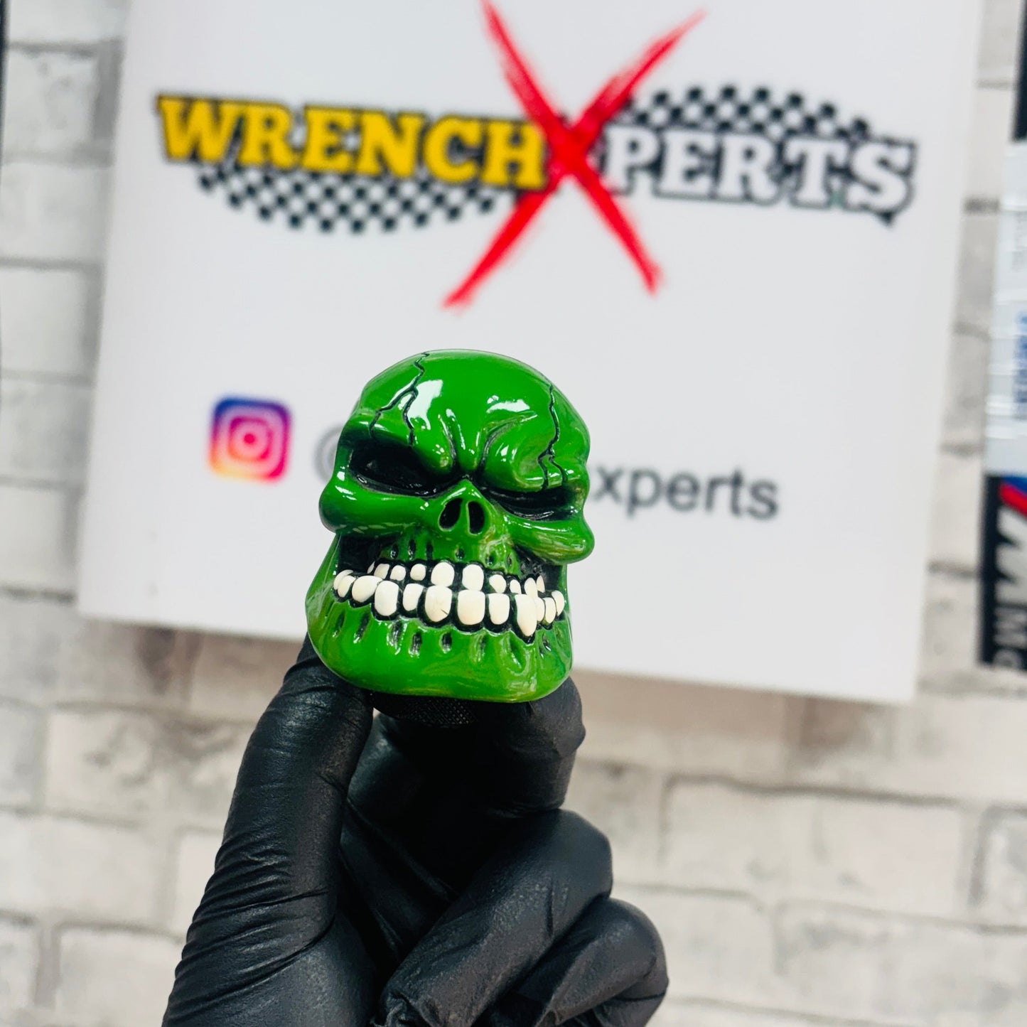Momo Skull Gear Knob | Universal
