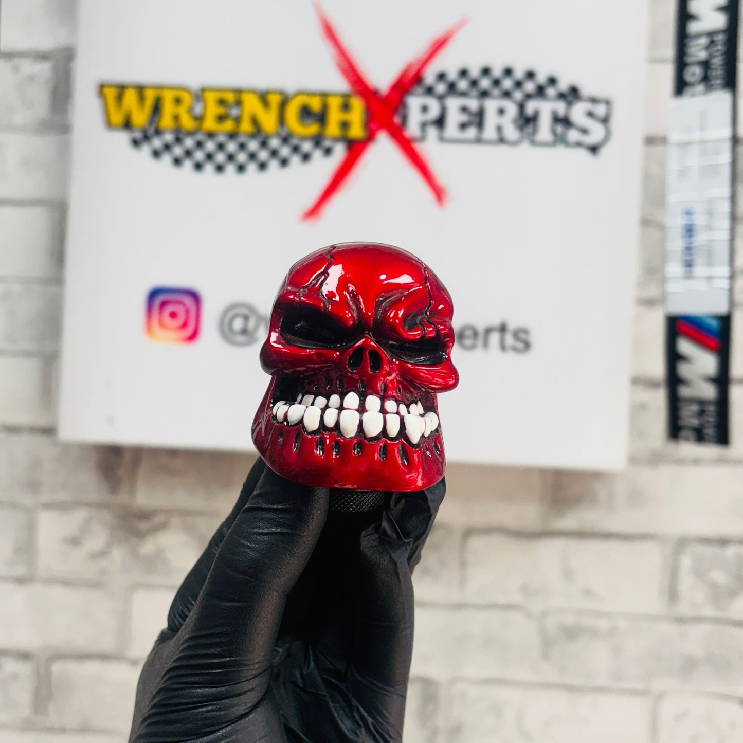 Momo Skull Gear Knob | Universal